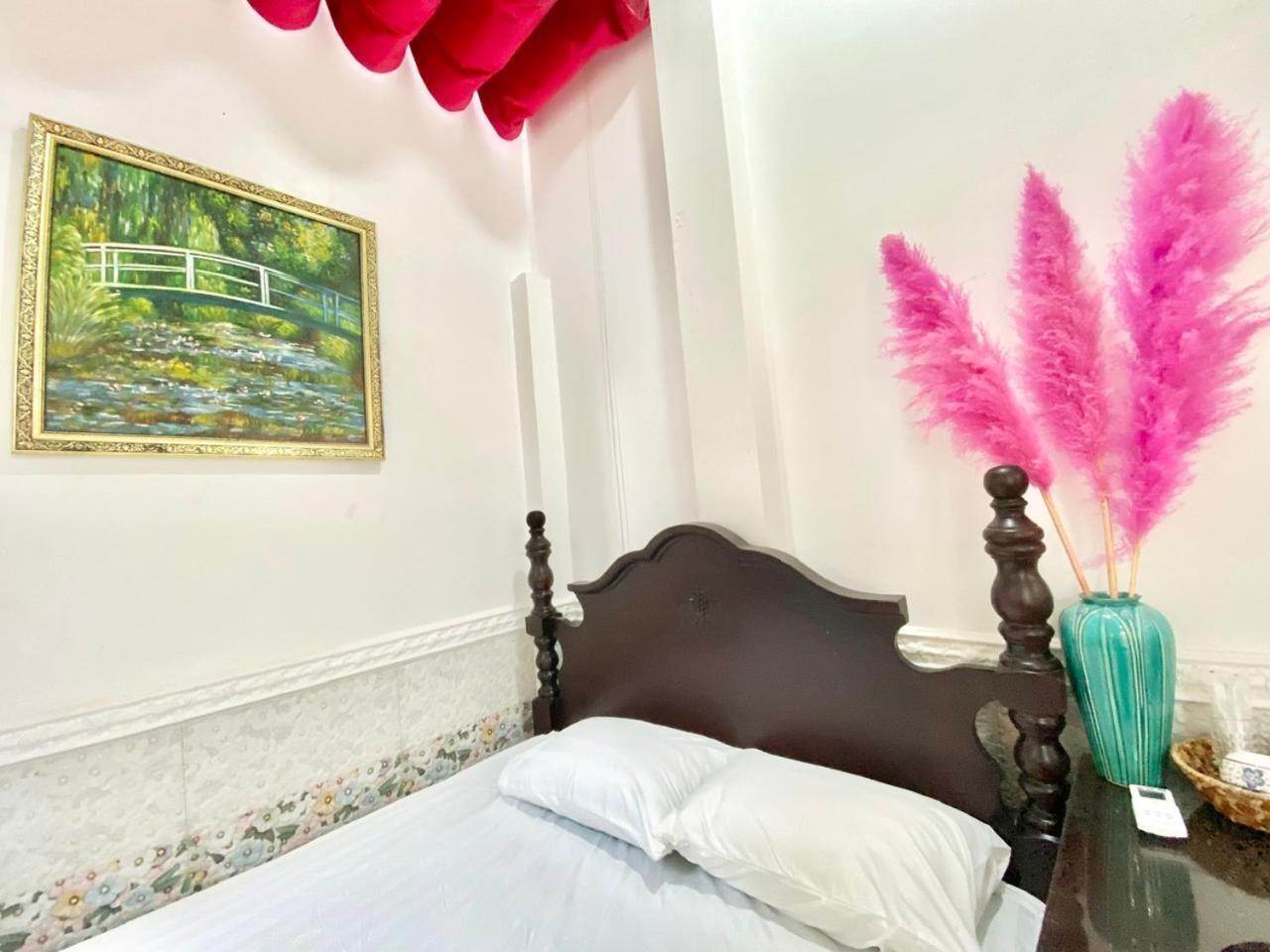 Cherry Blossom Ho Chi Minh City Bagian luar foto