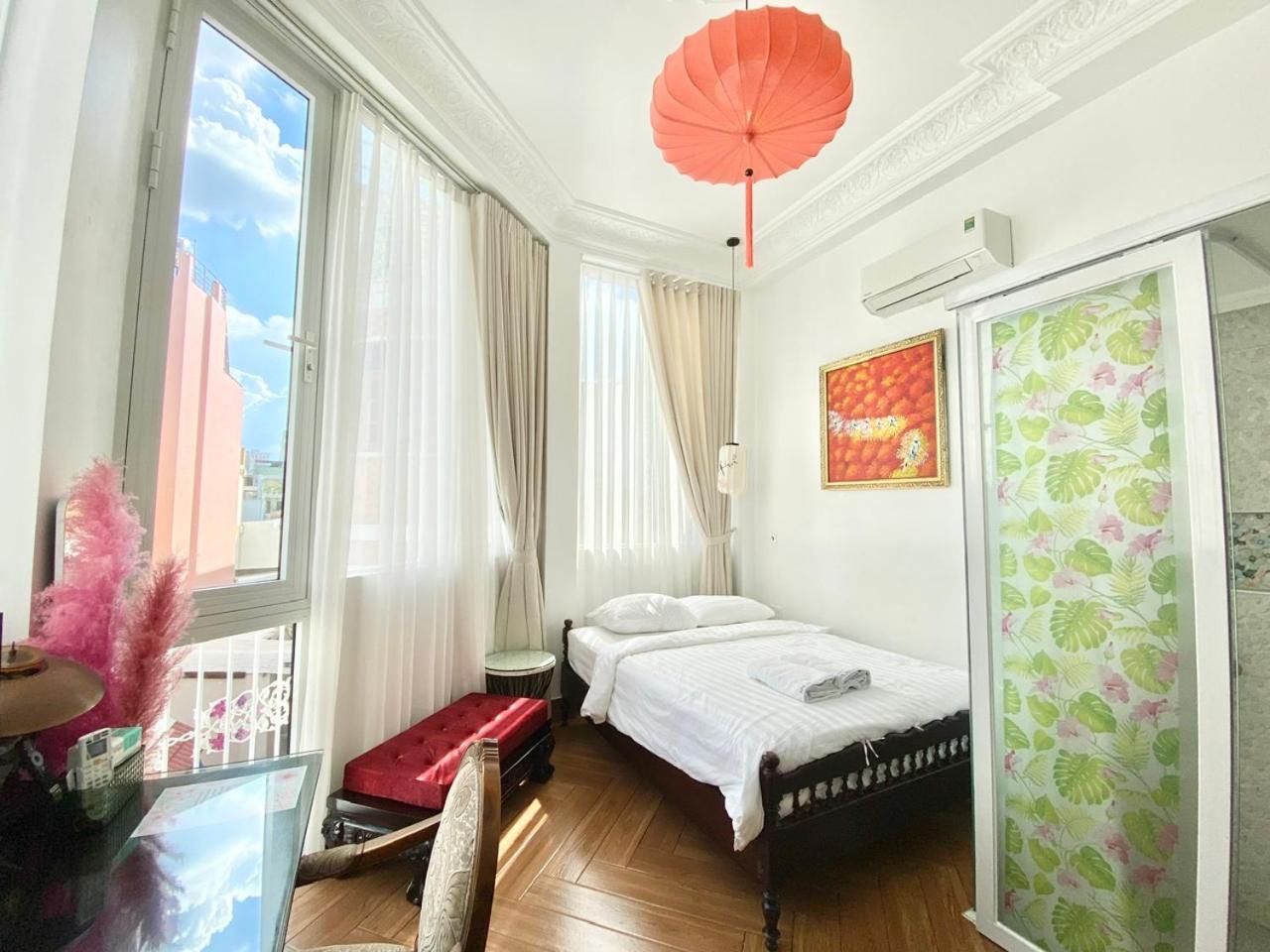 Cherry Blossom Ho Chi Minh City Bagian luar foto